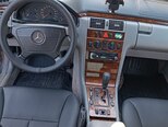 Mercedes E 240-5