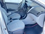 Hyundai Accent-10