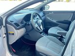 Hyundai Accent-13