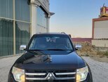 Mitsubishi Pajero-1