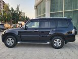 Mitsubishi Pajero-11