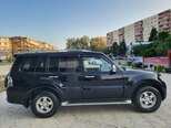 Mitsubishi Pajero-12