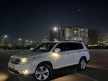 Toyota Highlander-2