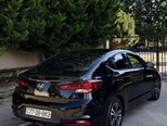 Hyundai Elantra-3