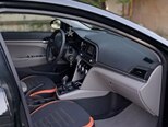 Hyundai Elantra-10