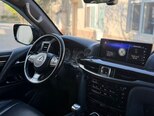 Lexus LX 450d-15