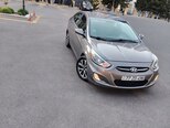 Hyundai Accent-4