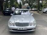 Mercedes E 220-1