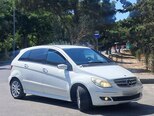 Mercedes B 170-8