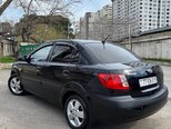 Kia Rio-7