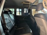 Toyota Land Cruiser-10