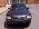 Volkswagen Passat-1