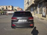 Kia Sorento-2