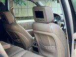 Mercedes ML 320-9