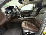 BMW 740-7