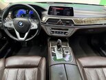 BMW 740-9