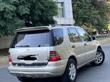 Mercedes ML 320-6