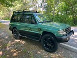 Mitsubishi Pajero-9
