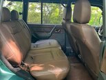Mitsubishi Pajero-6