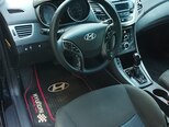 Hyundai Elantra-4