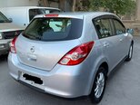 Nissan Tiida-9
