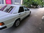 Mercedes 190-4