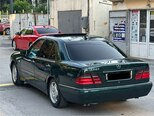 Mercedes E 240-5