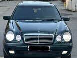 Mercedes E 240-16