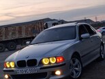 BMW 523-2