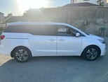 Kia Carnival-5