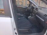 Opel Zafira-6