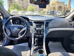 Hyundai Sonata-16