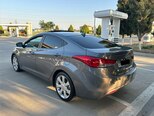 Hyundai Elantra-7