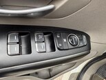 Kia Carnival-14
