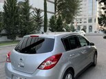 Nissan Tiida-9