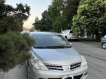 Nissan Tiida-10