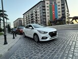 Hyundai Accent-5