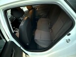 Hyundai Accent-12