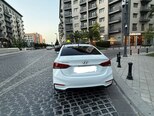 Hyundai Accent-8