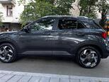 Hyundai Venue-3