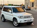 Mitsubishi Pajero io-5