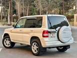 Mitsubishi Pajero io-12