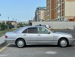 Mercedes E 280-10