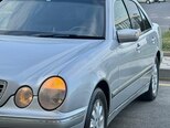 Mercedes E 280-11