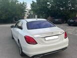 Mercedes C 300-11
