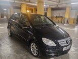 Mercedes B 180-2