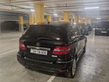 Mercedes B 180-5