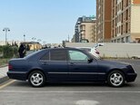 Mercedes E 270-6