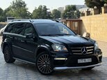 Mercedes GL 550 4MATIC-8