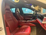 Porsche Panamera 4 Executive-13